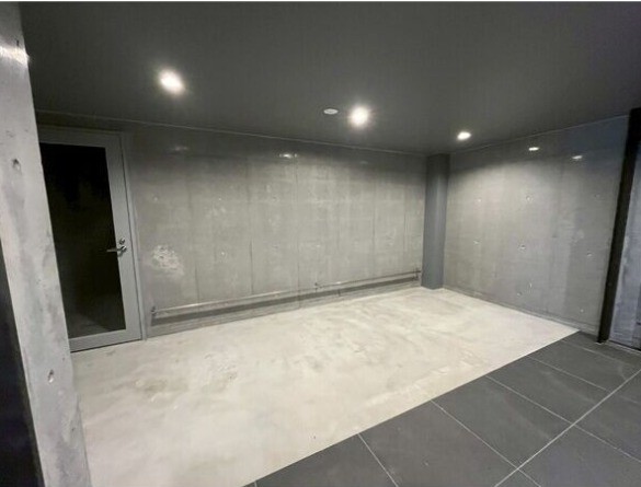 敷地内・建物