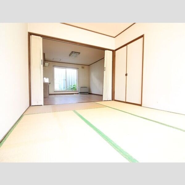 LDKにつながる和室6帖