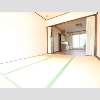 和室から見たLDK