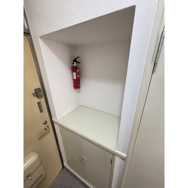 玄関まわりの収納スペース