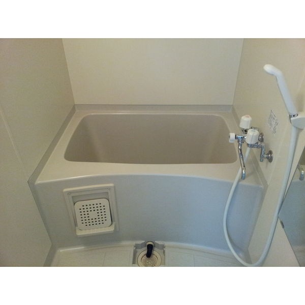 バス・トイレ別の浴室