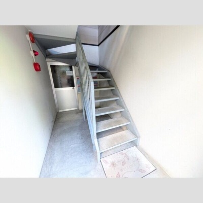 建物内の共用階段