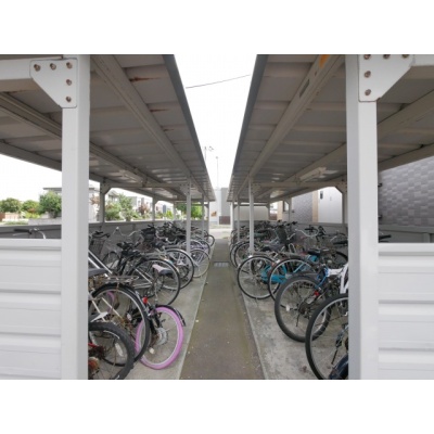 屋根付き駐輪場