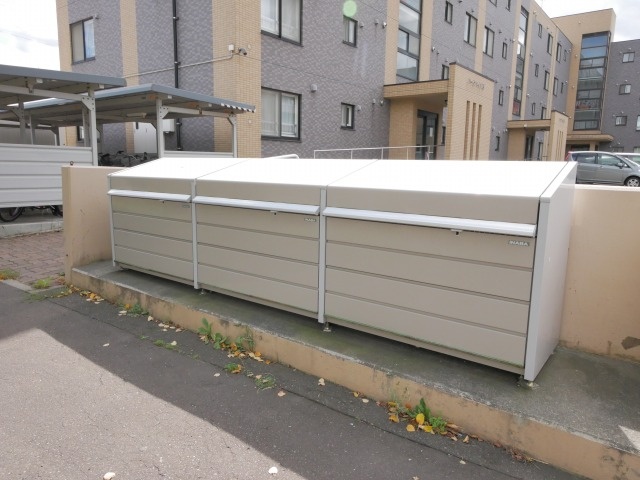 敷地内ごみ置場