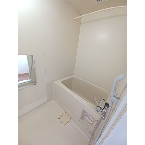 バス・トイレ別の浴室