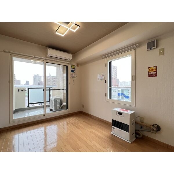 カハラコートセカンド