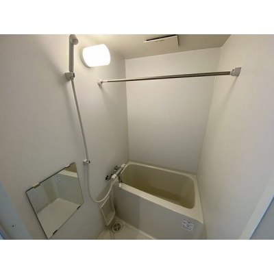 バス・トイレ別の浴室