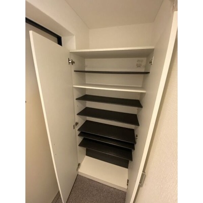 玄関のシューズボックス
