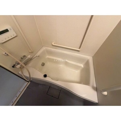 バス・トイレ別の浴室