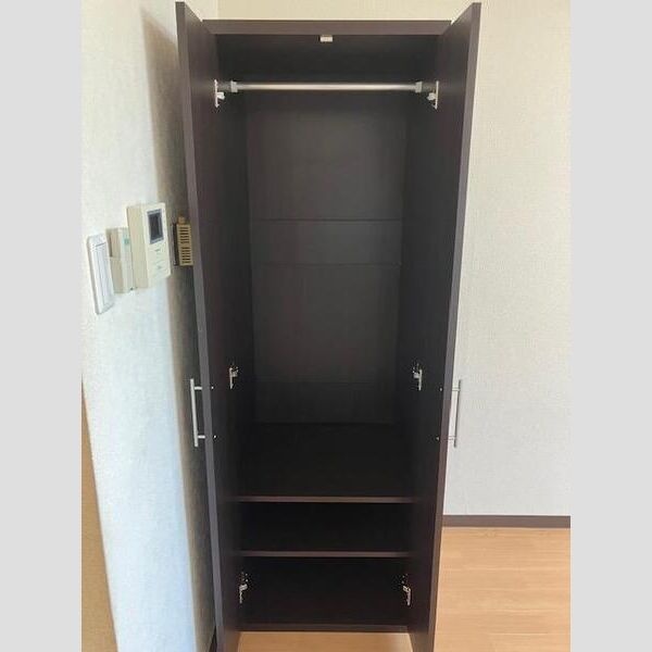 室内の収納。設置物は内覧時に確認。
