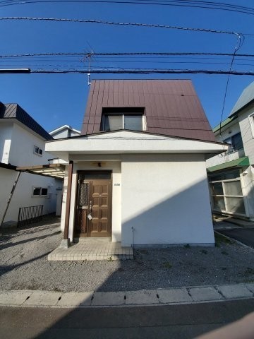 戸倉町24番貸家