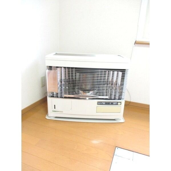 灯油ストーブ参考写真（撮影室未確認）。