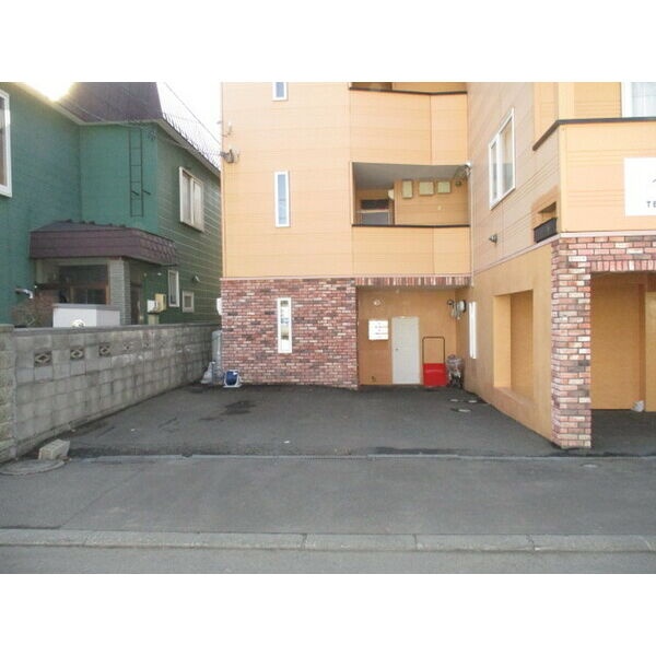 建物敷地・外観