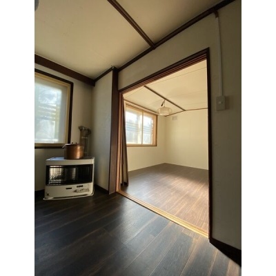 内装：暖房のあるお部屋