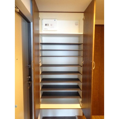 室内参考：シューズボックス