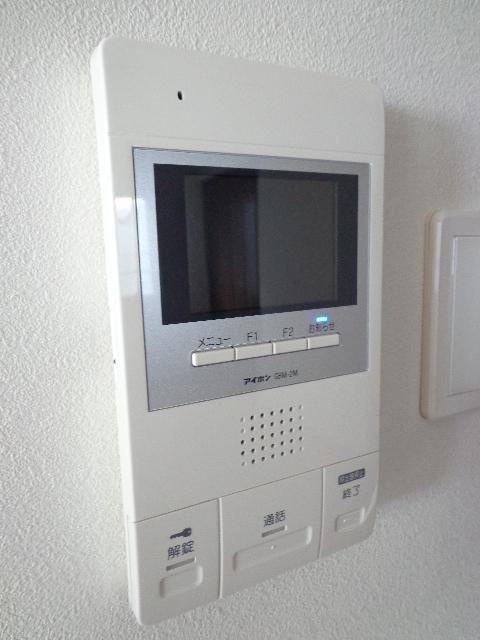 室内参考：モニタ付インターホン