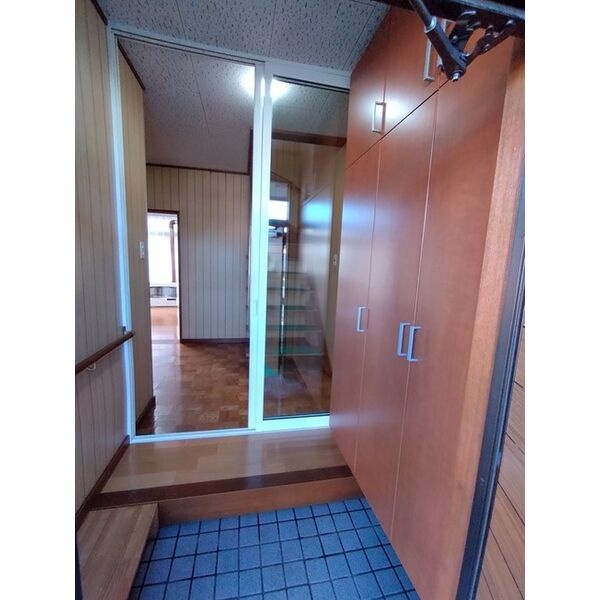 玄関・収納