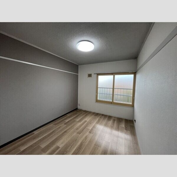 寝室や仕事部屋に使える洋室