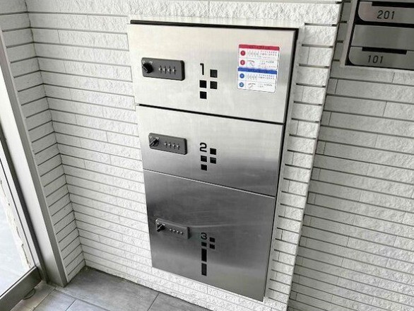 便利な宅配ボックス♪