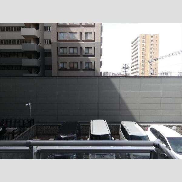 室内参考：バルコニー側からの眺め