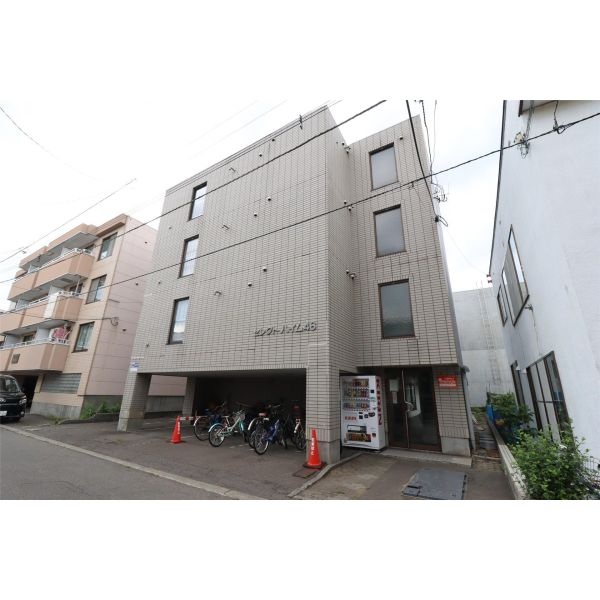 建物と敷地を別角度から