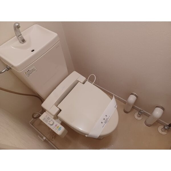 バス・トイレ別の温水洗浄トイレ