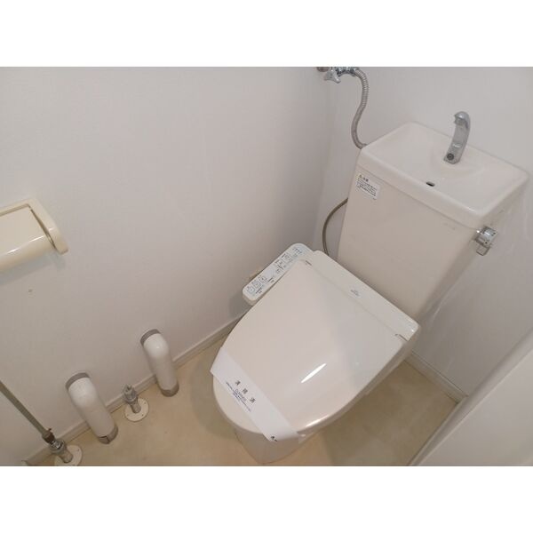 バス・トイレ別の温水洗浄トイレ