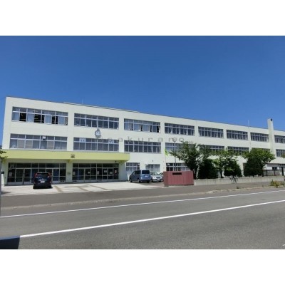 札幌市立 前田中学校まで464m
