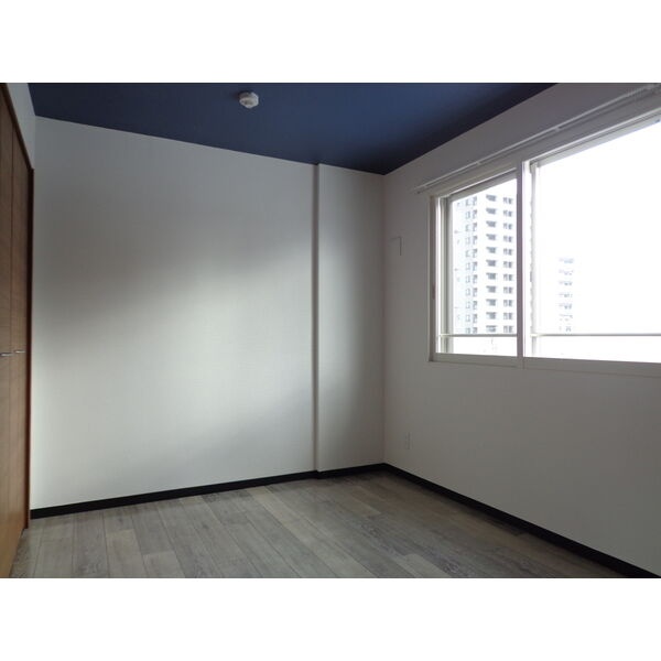 参考写真：洋室。寝室や仕事部屋など暮らしに合わせて使えます。