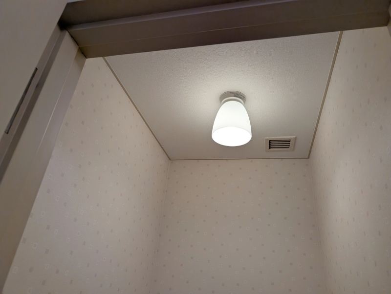 トイレ天井