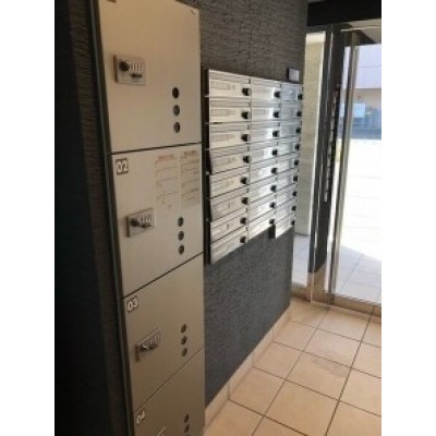 敷地内・建物