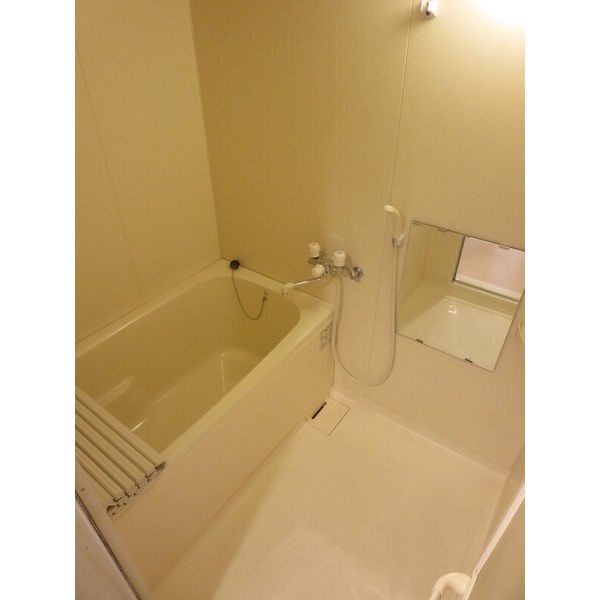 バス・トイレ別の浴室
