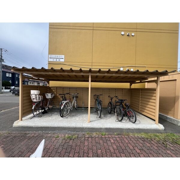 屋根付き駐輪場