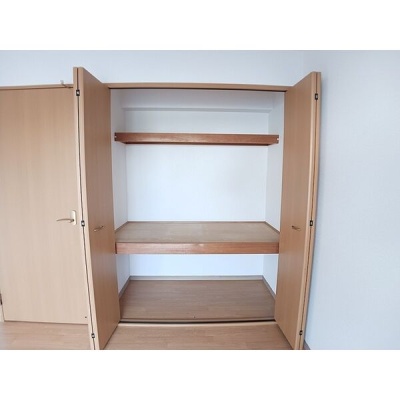 衣類や荷物を整理できる収納