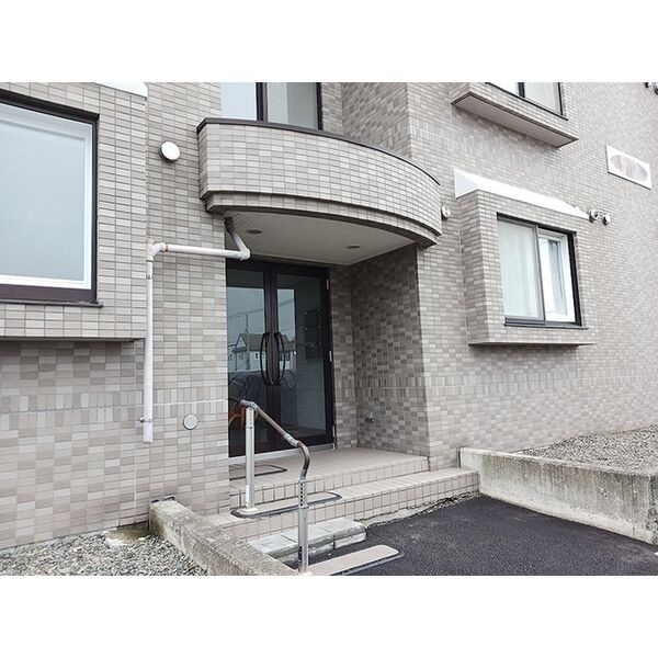 建物のエントランス