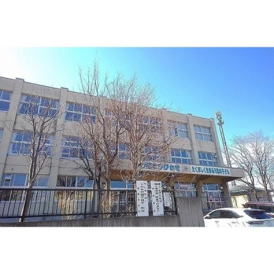 通学区の川北小学校まで徒歩4分