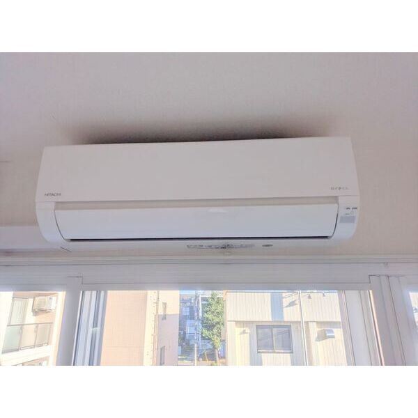 夏の室温調整に便利なエアコン