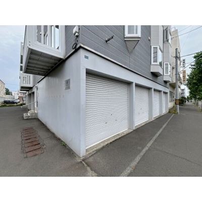 建物1階の車庫