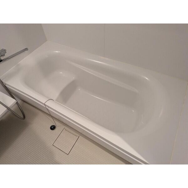 バス・トイレ別の浴室