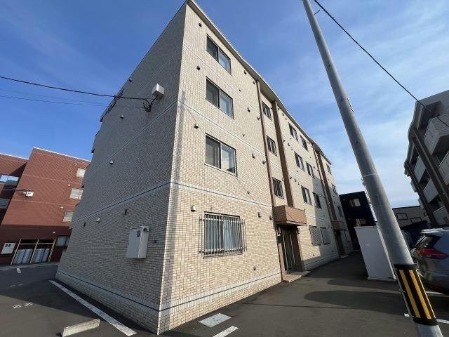 アール・ヒルズコート
