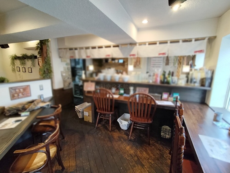 山内ビル【1階 ラーメン店居抜き物件】