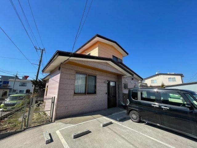 富岡町3丁目貸家