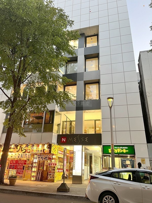N・メッセビル【狸小路⭐】