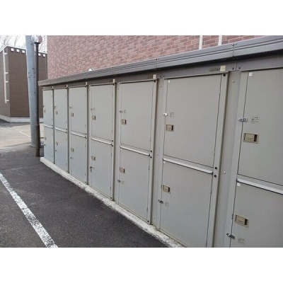 季節の荷物の整理にも便利な屋外物置。