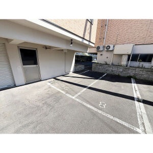 敷地内駐車場