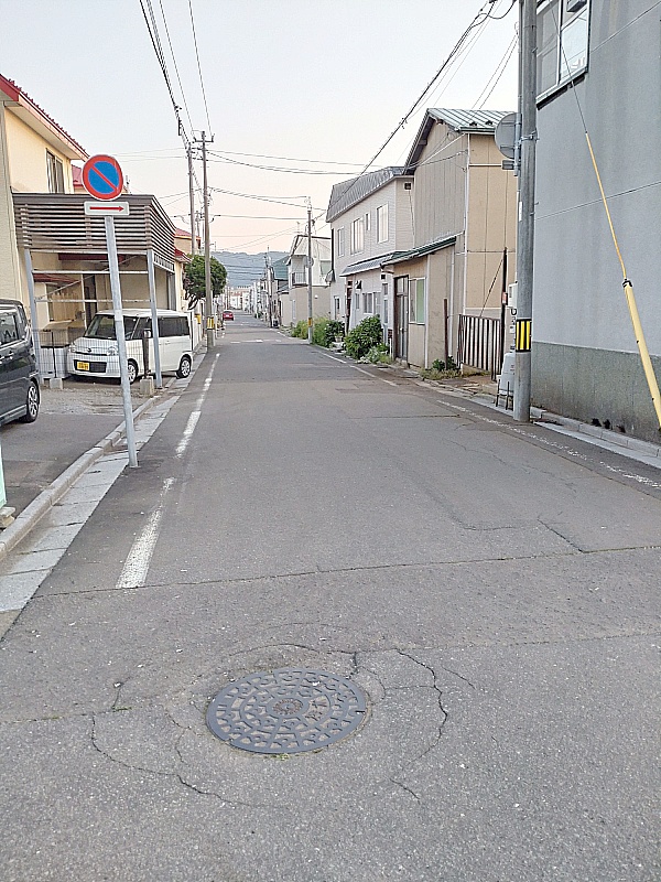 左折して　6.3ｍ巾市道