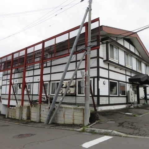 東側外観