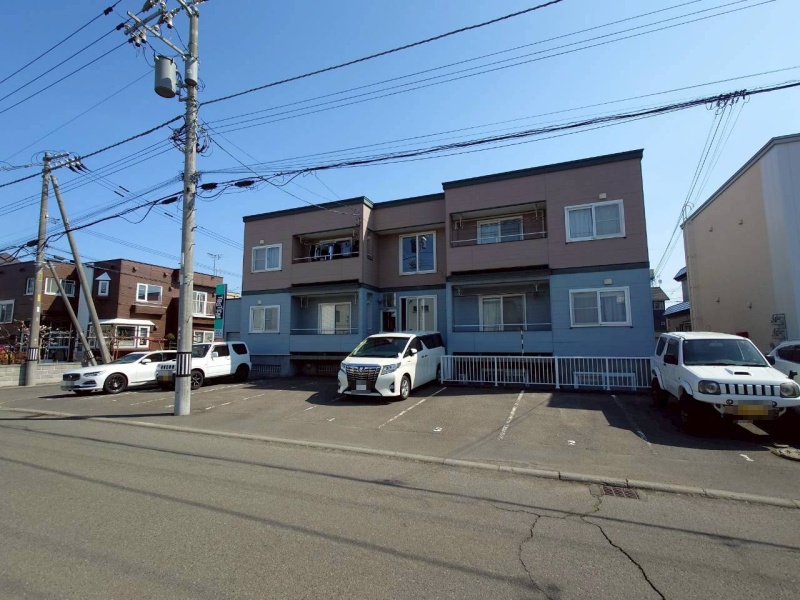 前田11条10丁目事務所兼アパート