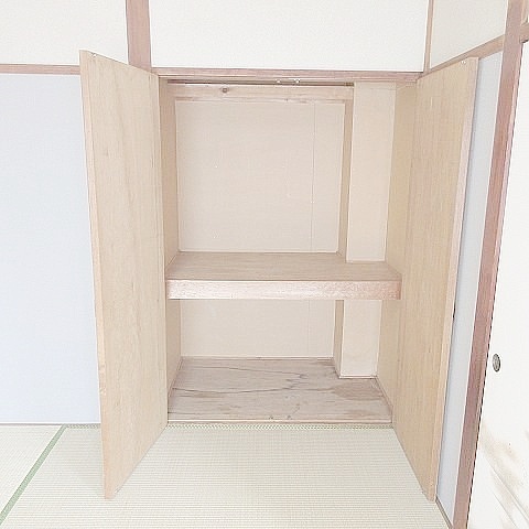 6帖和室の押入