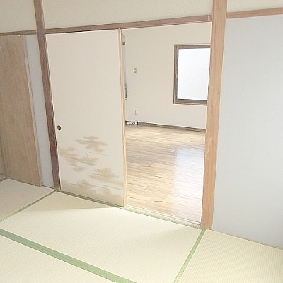 6帖和室からLDKへの動線